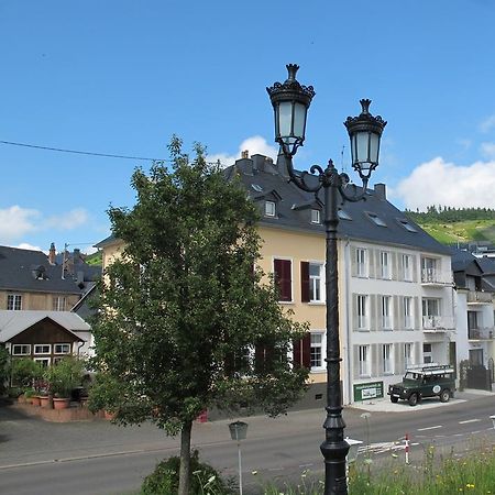 Mosel - River - Quartier 31 Hotel Lieser Exterior photo